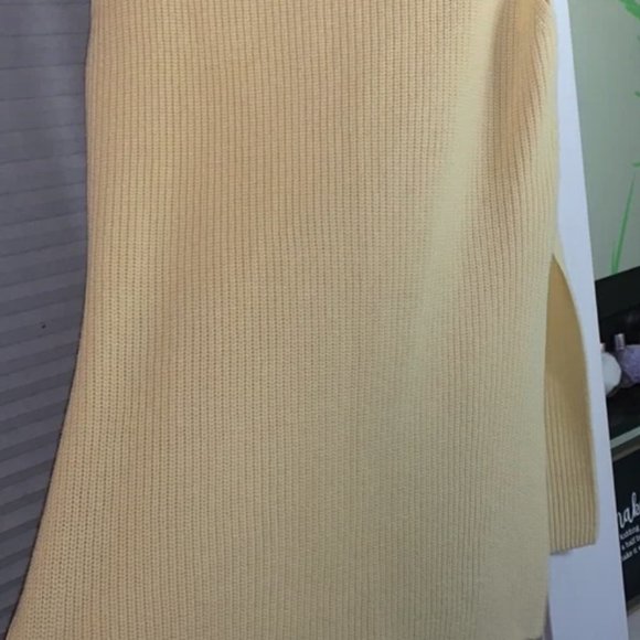 WILFRED Durandal Sleeveless Sweater Pastel Yellow - Size Medium - Picture 5 of 8